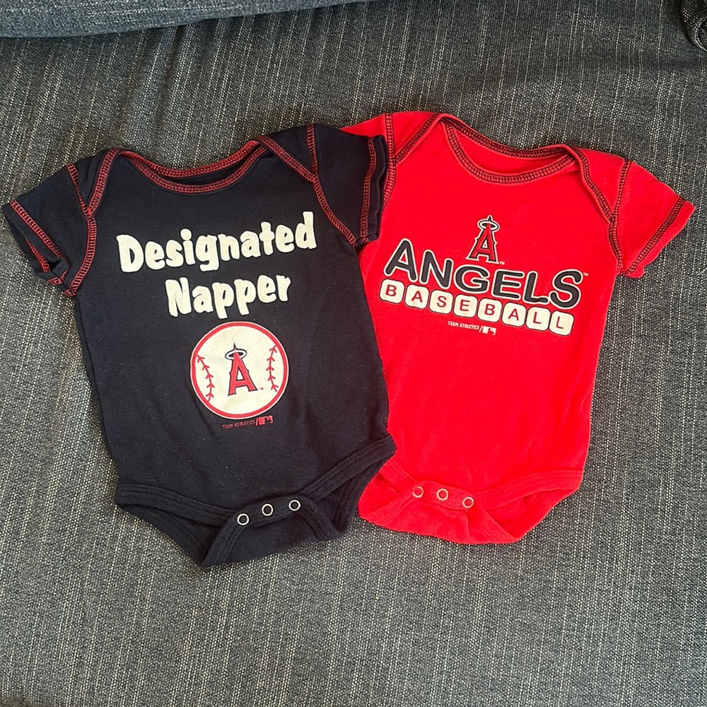Team Athletics MLB Baseball Los Angeles Angels Baby Onesies Bodysuits 0-3 Months